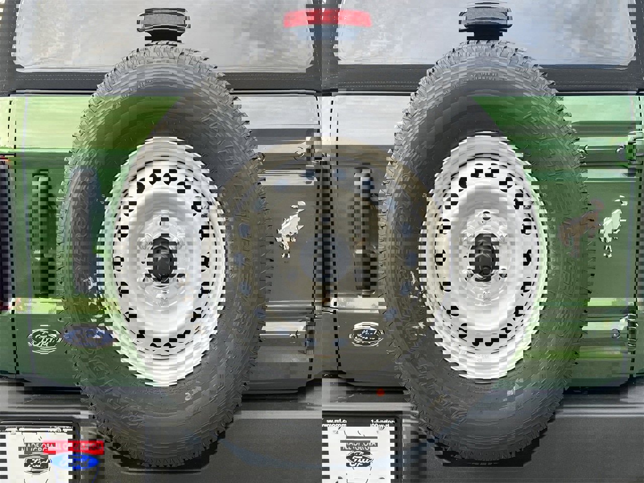 New 2025 Ford Bronco 4-Door image 25