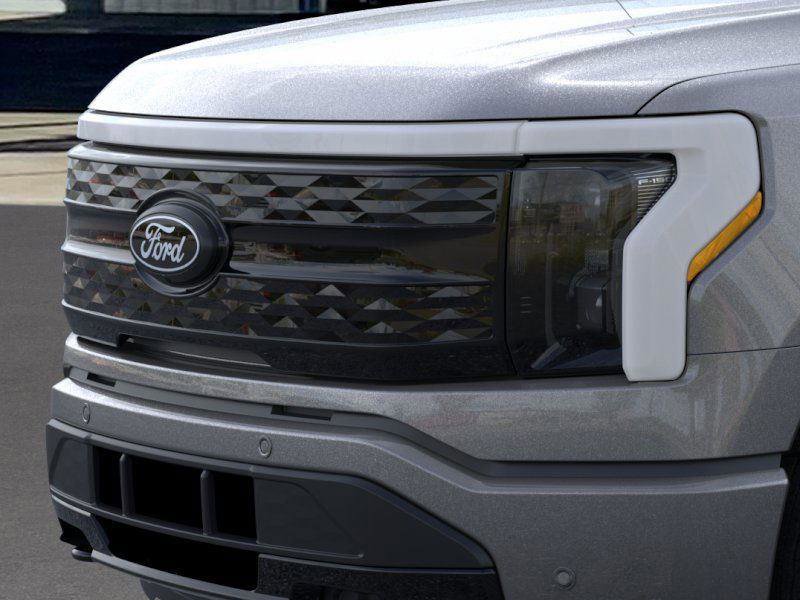 New 2025 Ford F150 Lightning Platinum image 17