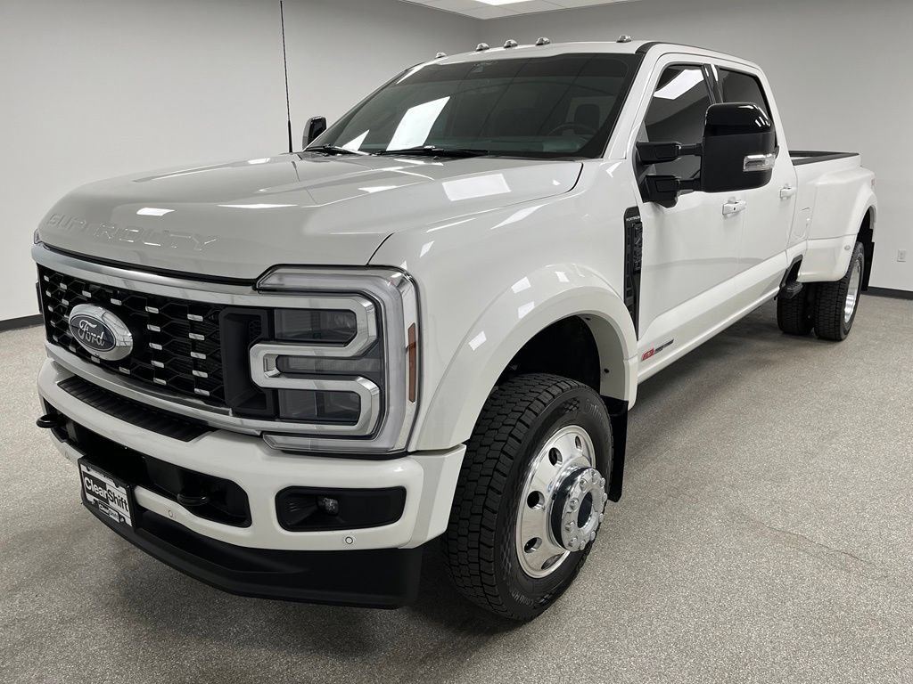 Used 2026 Ford F450 Platinum w/ FX4 Off-Road Package AWD/4WD image 4