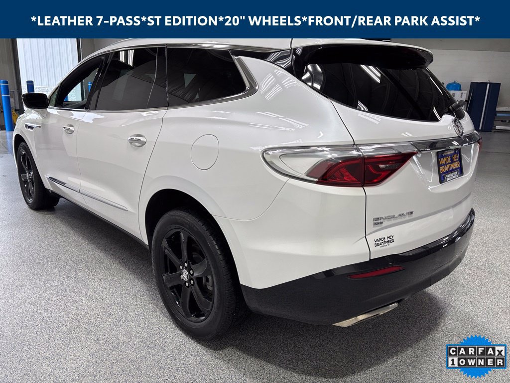 Used 2023 Buick Enclave Essence w/ Sport Touring Edition AWD/4WD image 5