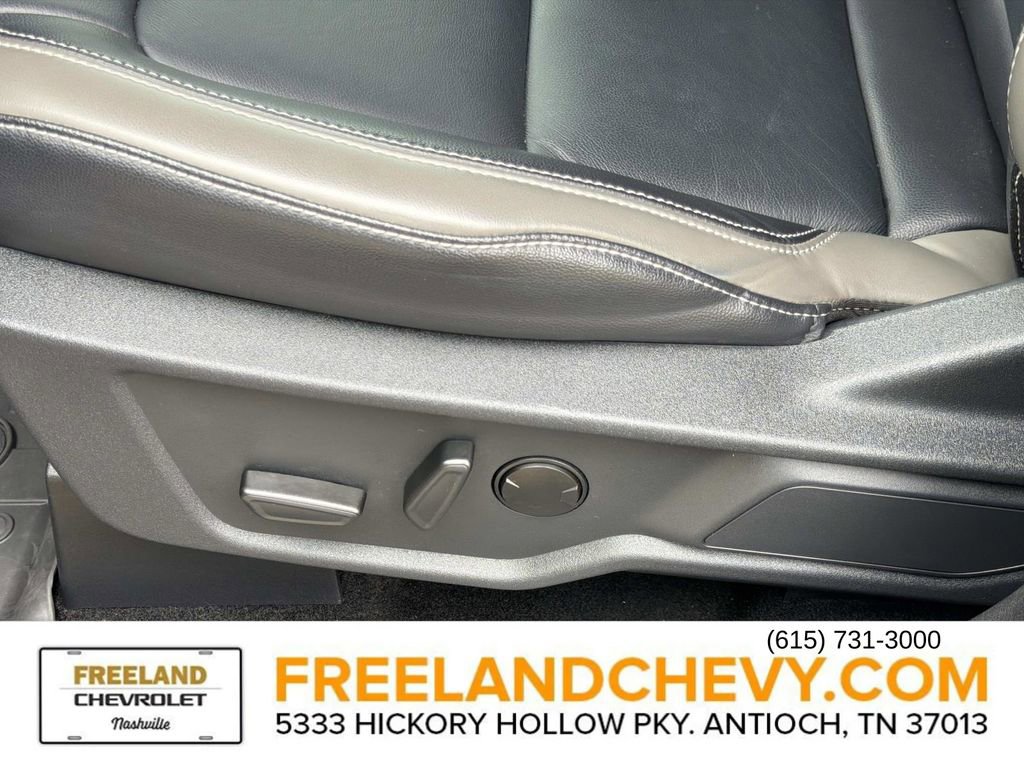 Used 2025 Ford Bronco Outer Banks image 28