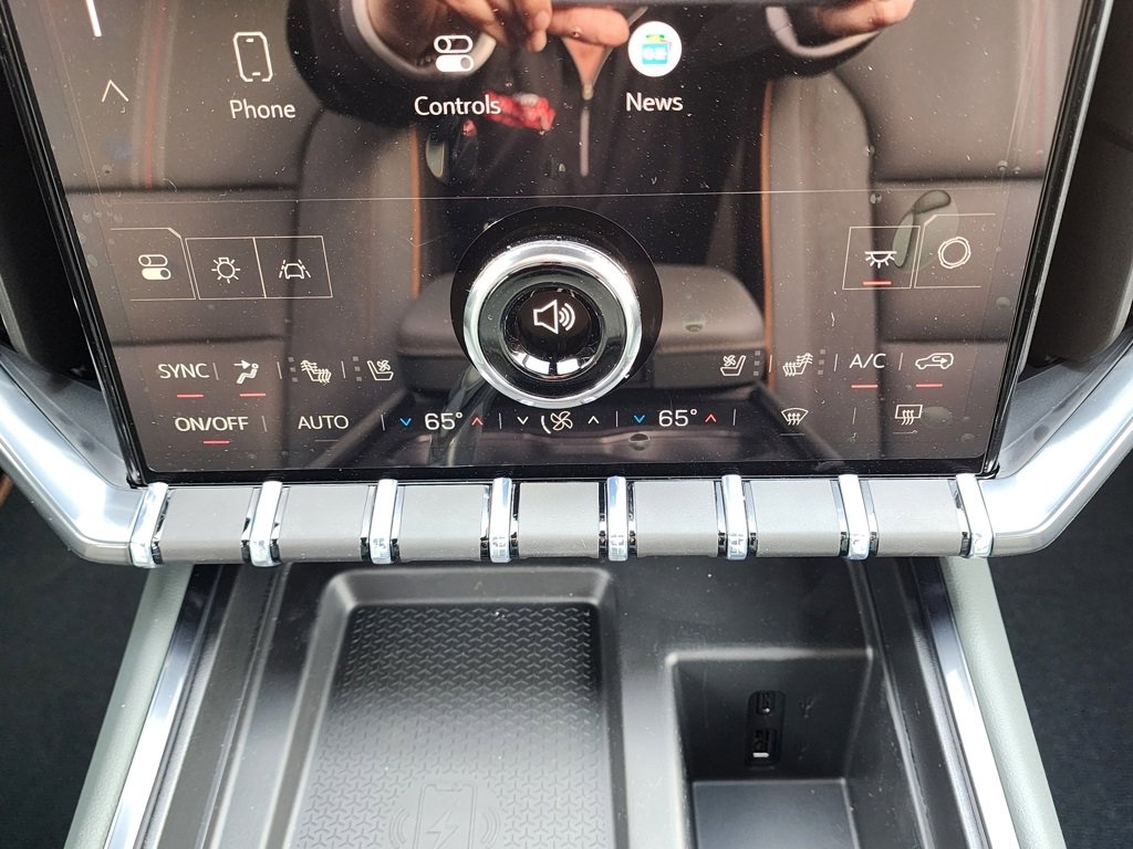 New 2026 GMC Acadia AT4 w/ Super Cruise Package image 32