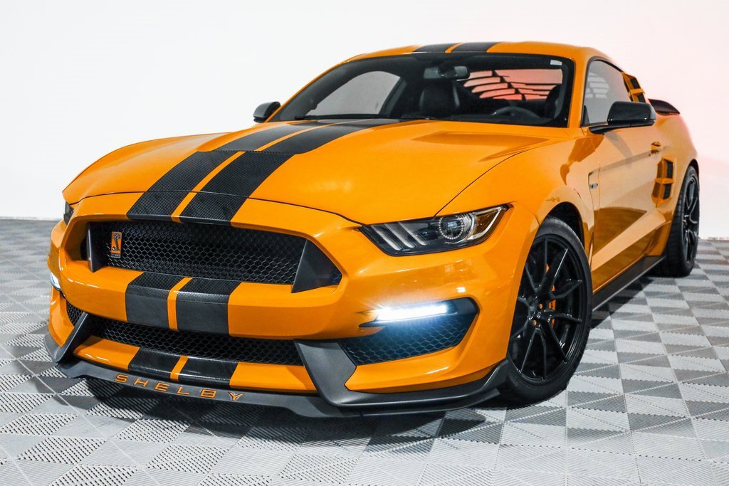 Used 2019 Ford Mustang Shelby GT350 w/ Technology Package image 8
