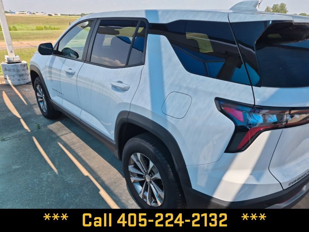 Used 2025 Chevrolet Equinox LT AWD/4WD image 5