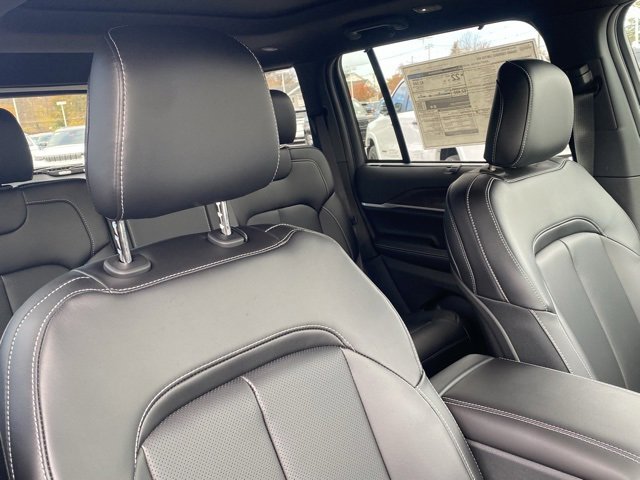 New 2025 Jeep Grand Cherokee Limited image 54