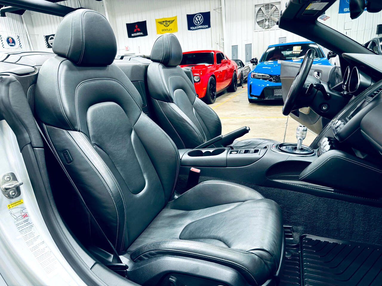 Used 2012 Audi R8 V10 w/ Enhanced Leather Pkg image 30