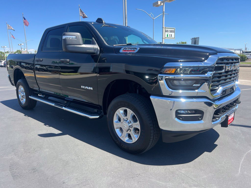 Used 2026 RAM 2500 Big Horn AWD/4WD image 10