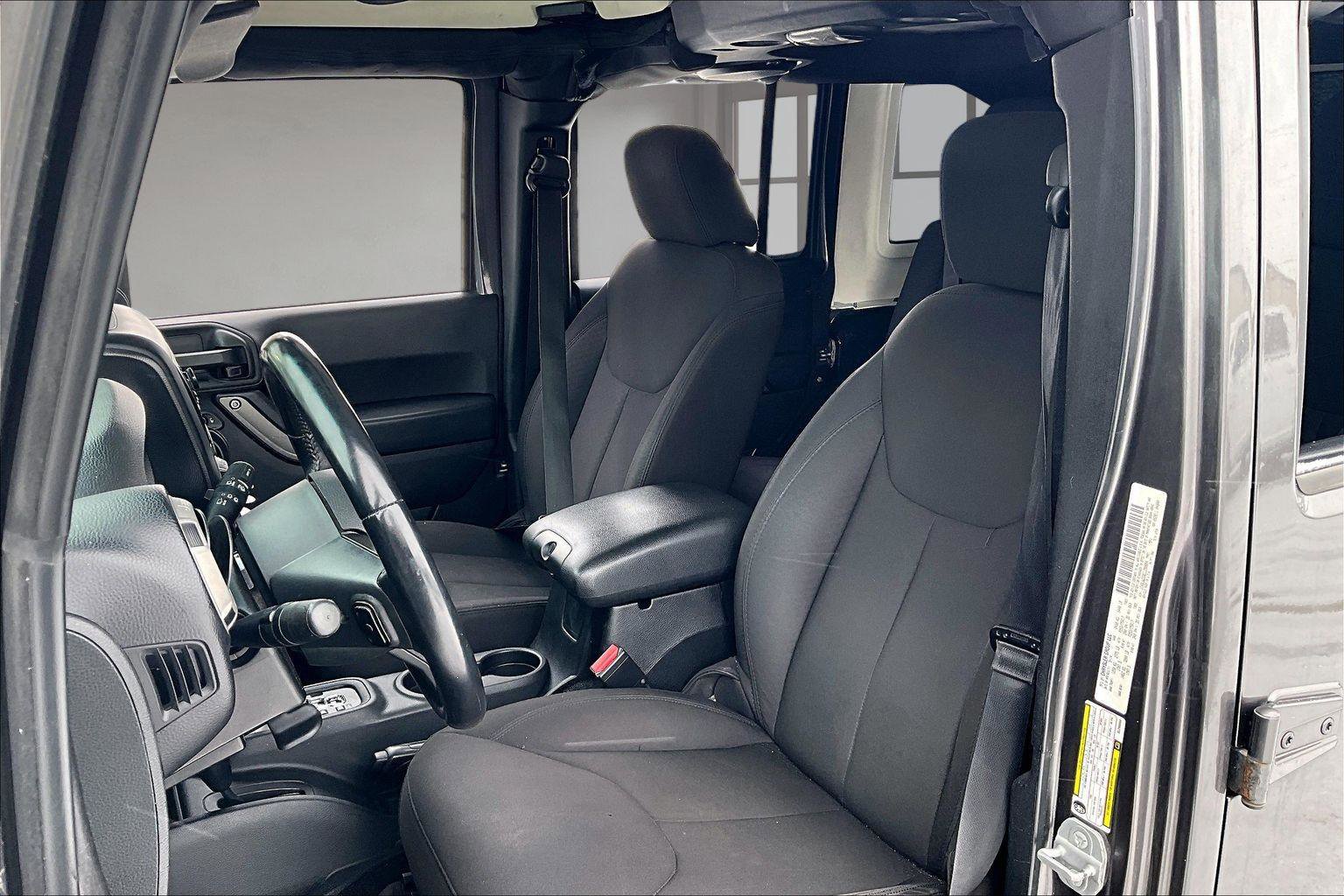 Used 2014 Jeep Wrangler Unlimited Sport w/ Quick Order Package 24S image 24