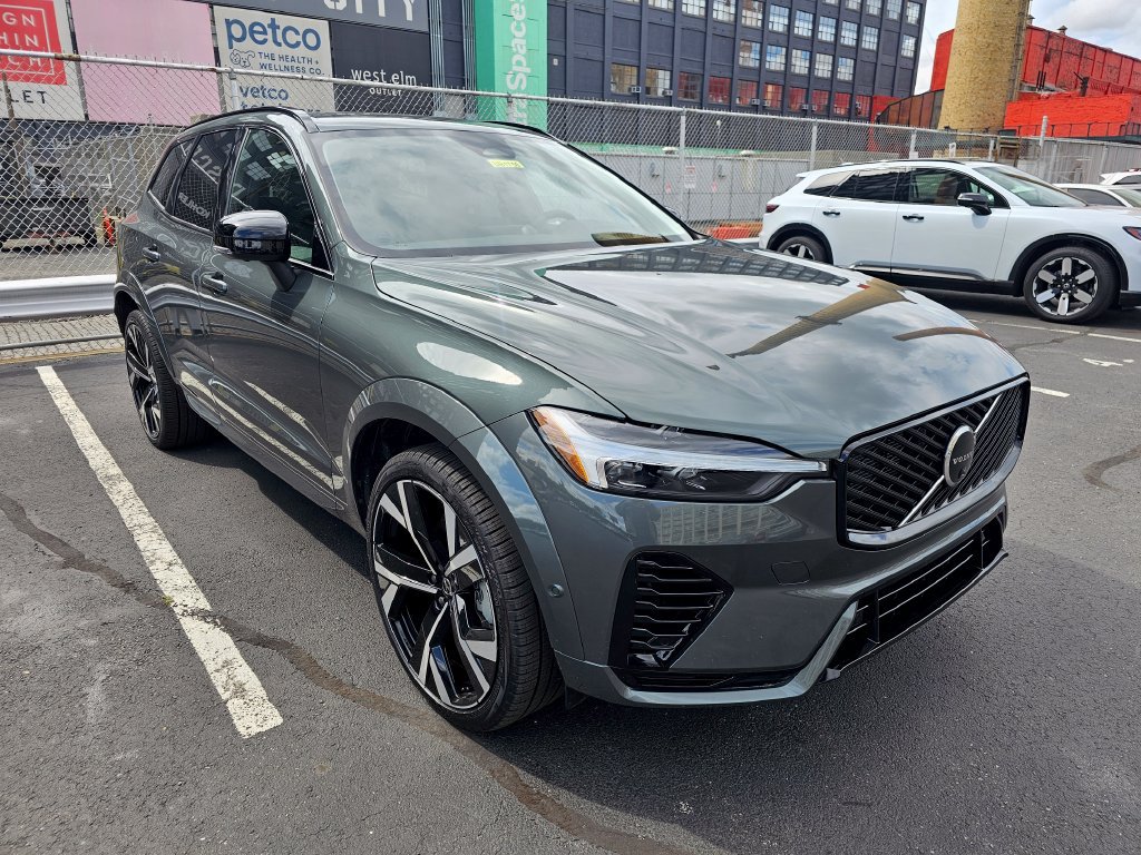 Certified 2026 Volvo XC60 T8 Ultra AWD/4WD image 30