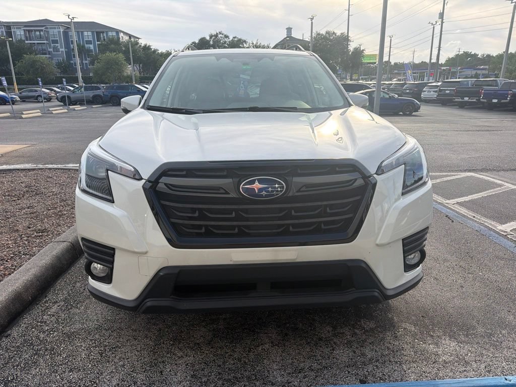 Certified 2023 Subaru Forester Limited AWD/4WD image 9