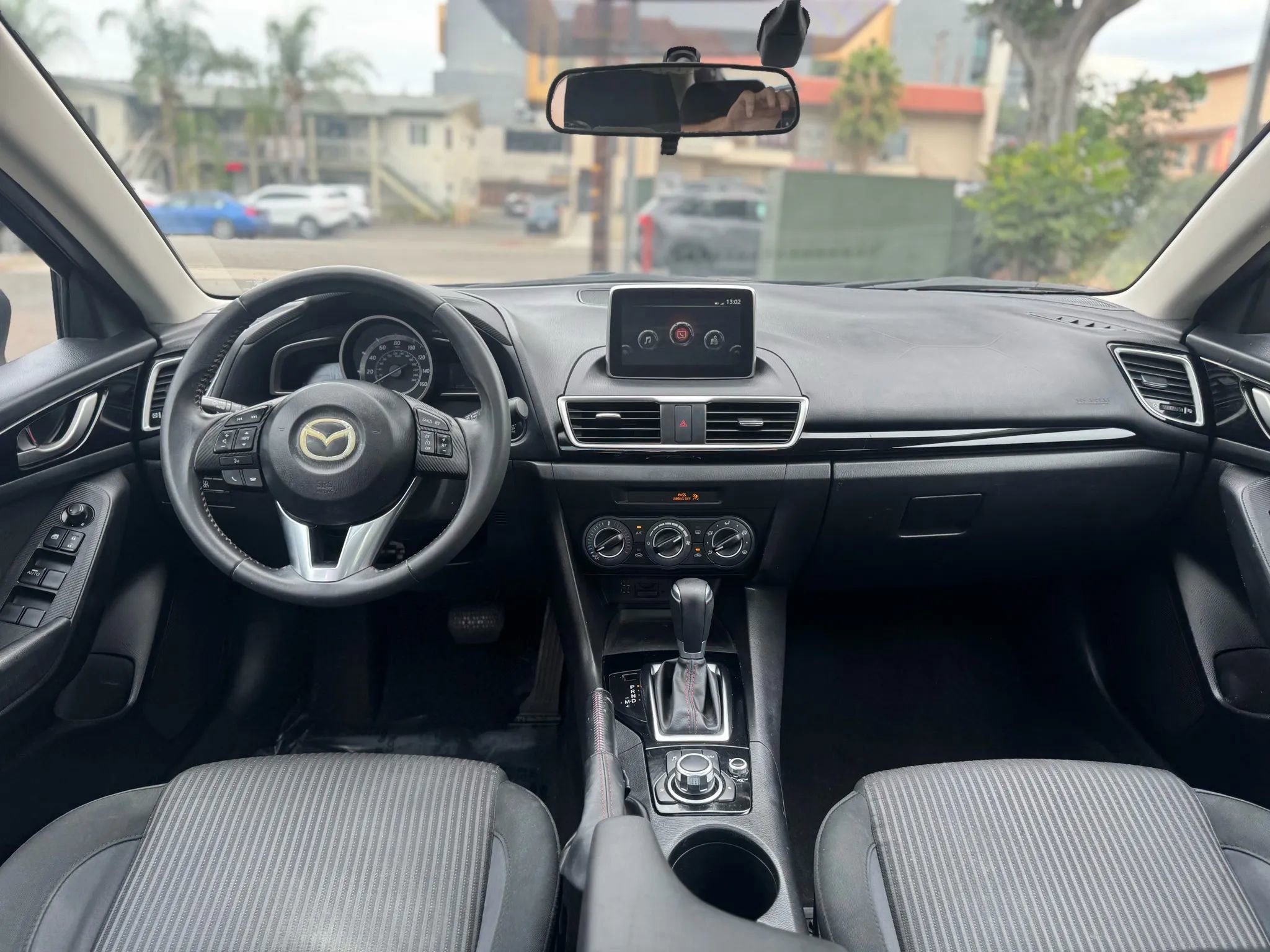 Used 2016 MAZDA MAZDA3 i Touring image 11