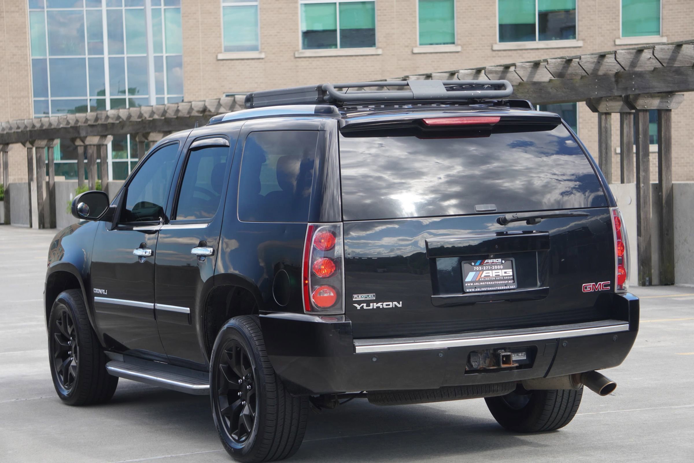 Used 2012 GMC Yukon Denali image 22