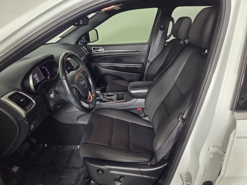 Certified 2022 Jeep Grand Cherokee Laredo E image 11