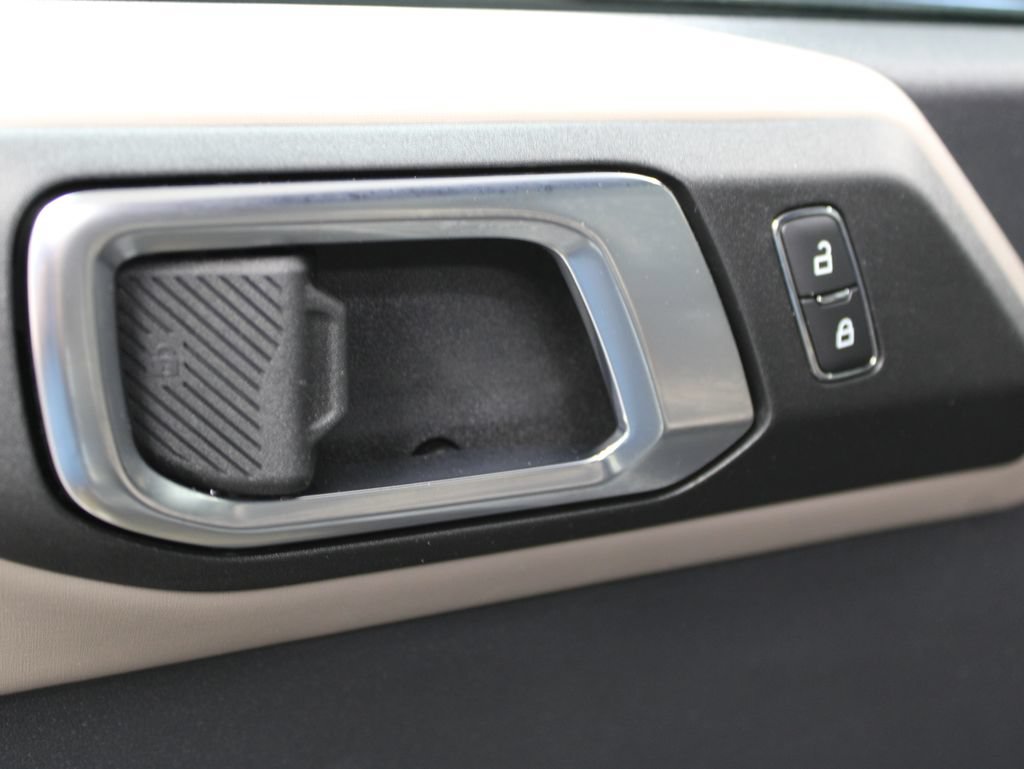 Used 2024 Ford Bronco Wildtrak AWD/4WD image 70