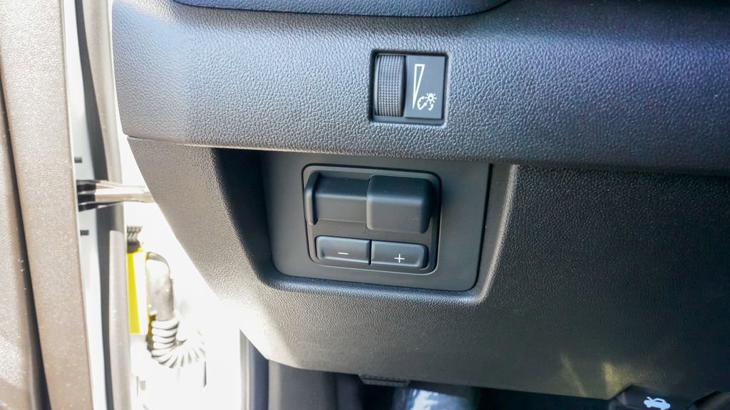 Used 2025 GMC Canyon Elevation w/ Convenience Package image 21