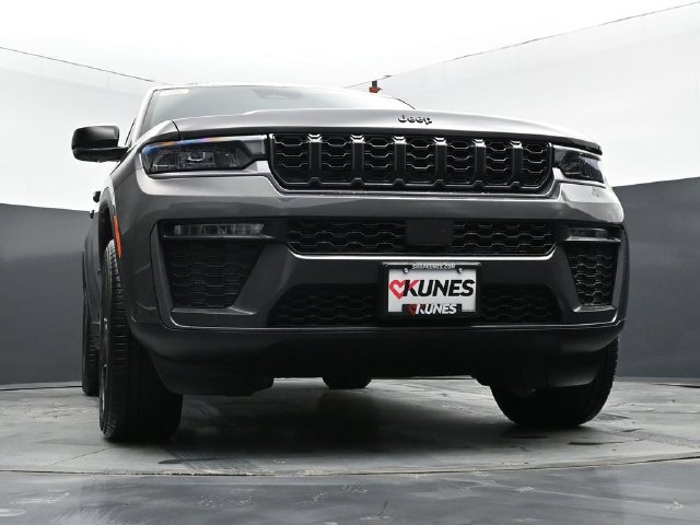 New 2026 Jeep Grand Cherokee Limited w/ Limited Altitude Package AWD/4WD image 54