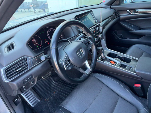 Used 2019 Honda Accord Sport image 9