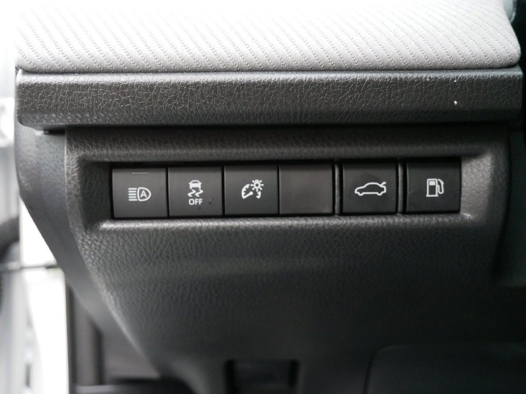Used 2025 Toyota Camry SE w/ Convenience Package AWD/4WD image 18