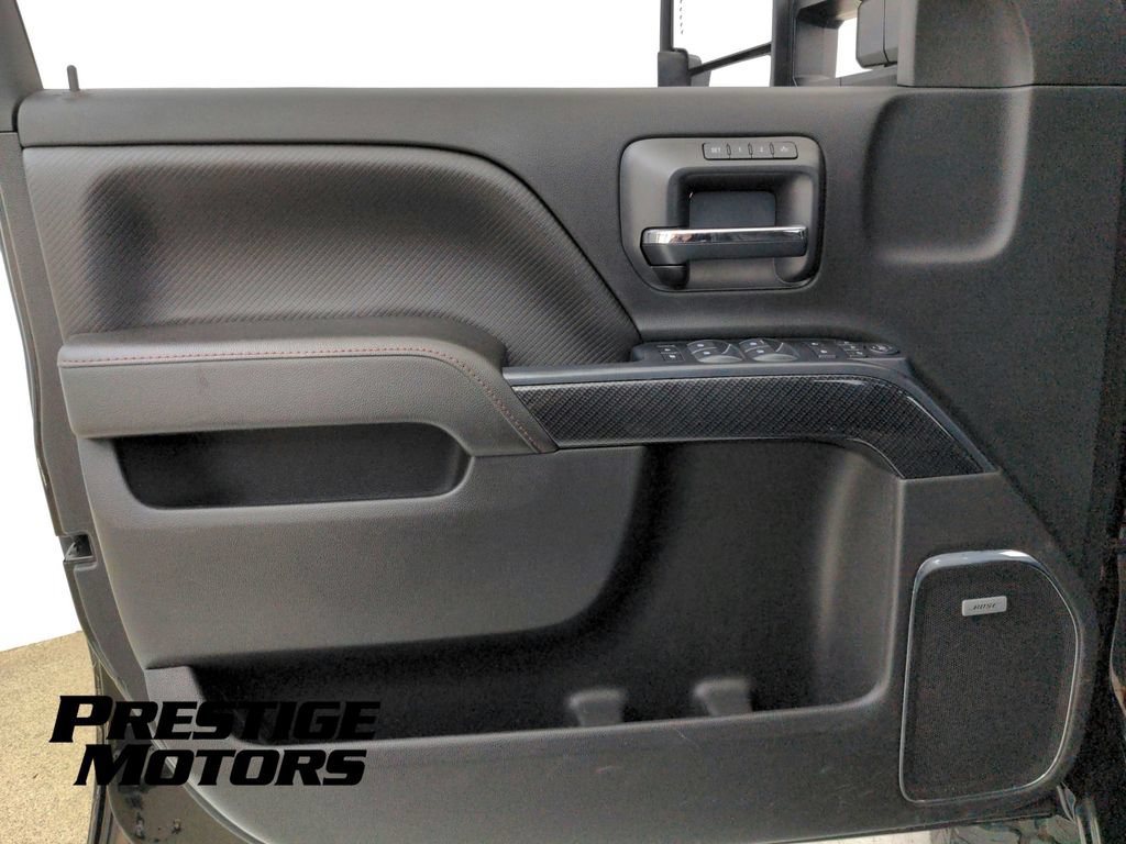 Used 2017 GMC Sierra 2500 SLT w/ All-Terrain HD Package AWD/4WD image 24