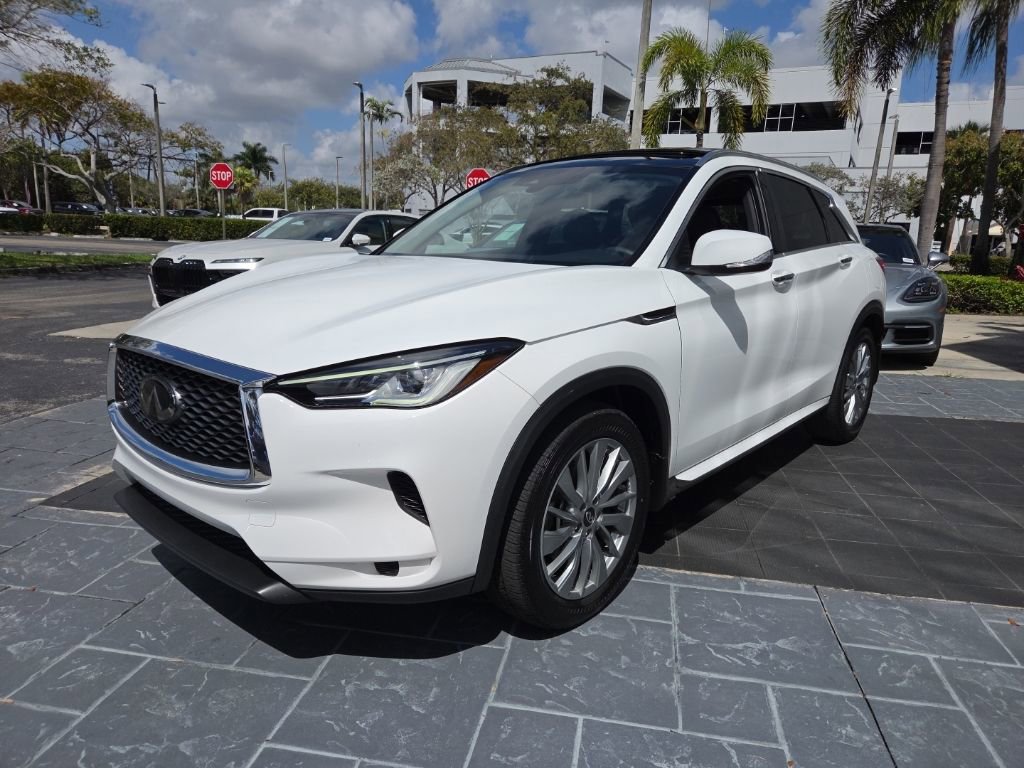 Used 2023 INFINITI QX50 Luxe image 14