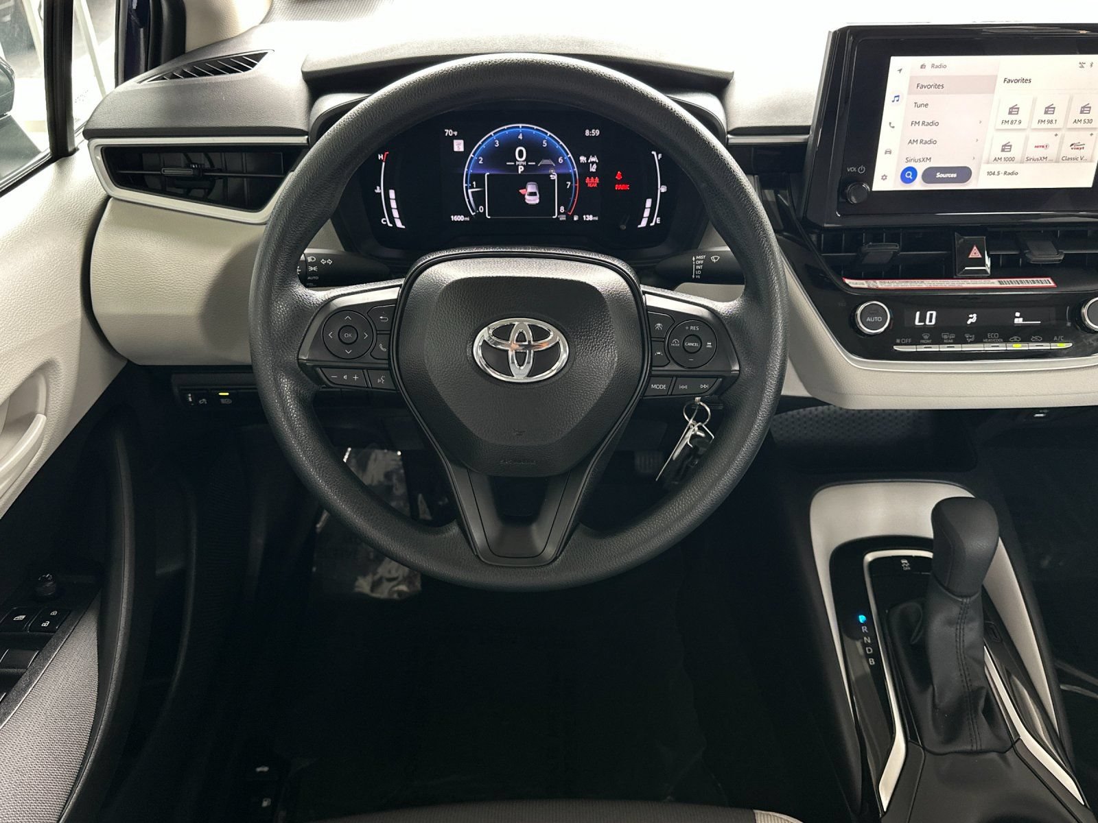 Used 2026 Toyota Corolla LE FWD image 13