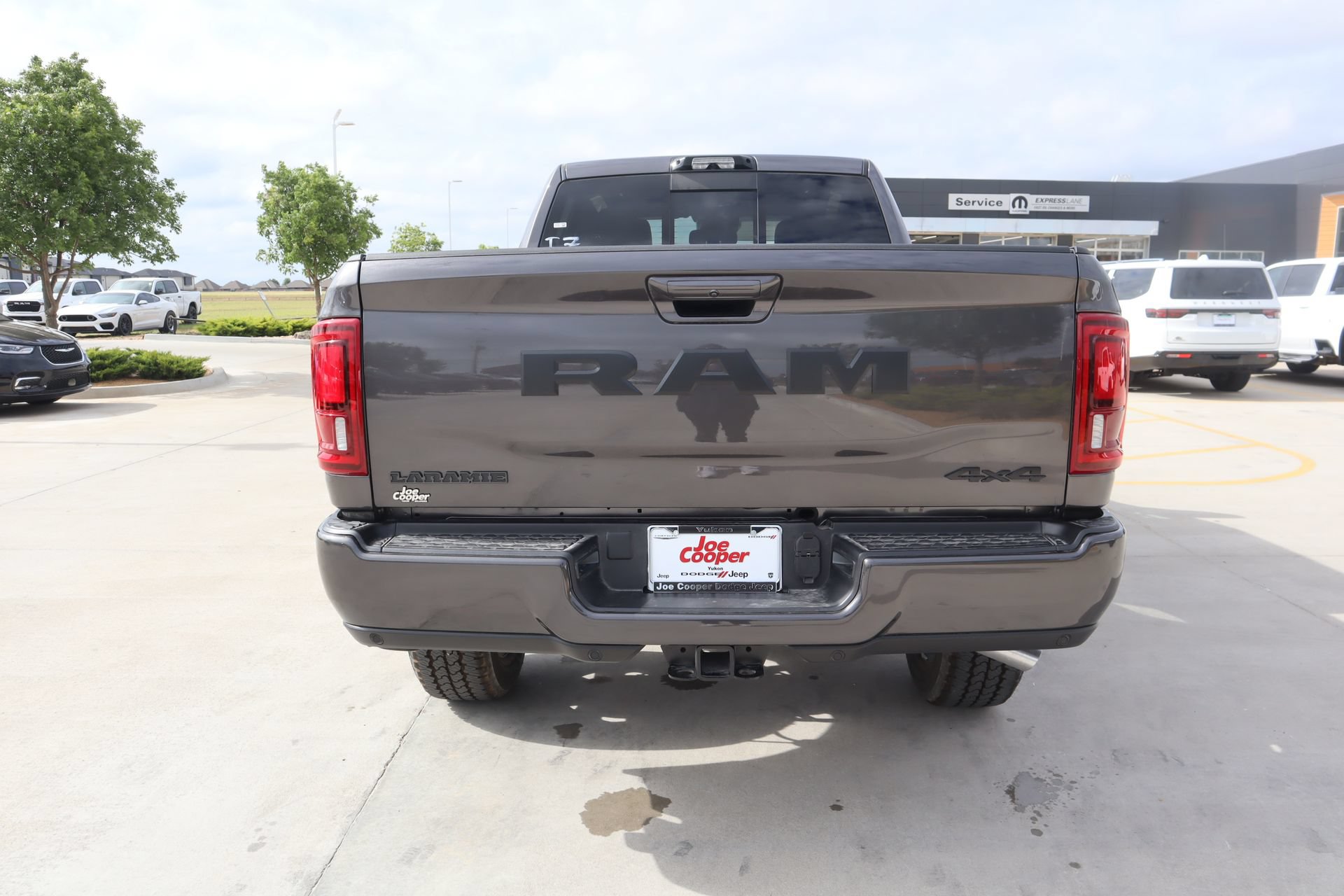 New 2026 RAM 2500 Laramie AWD/4WD image 23