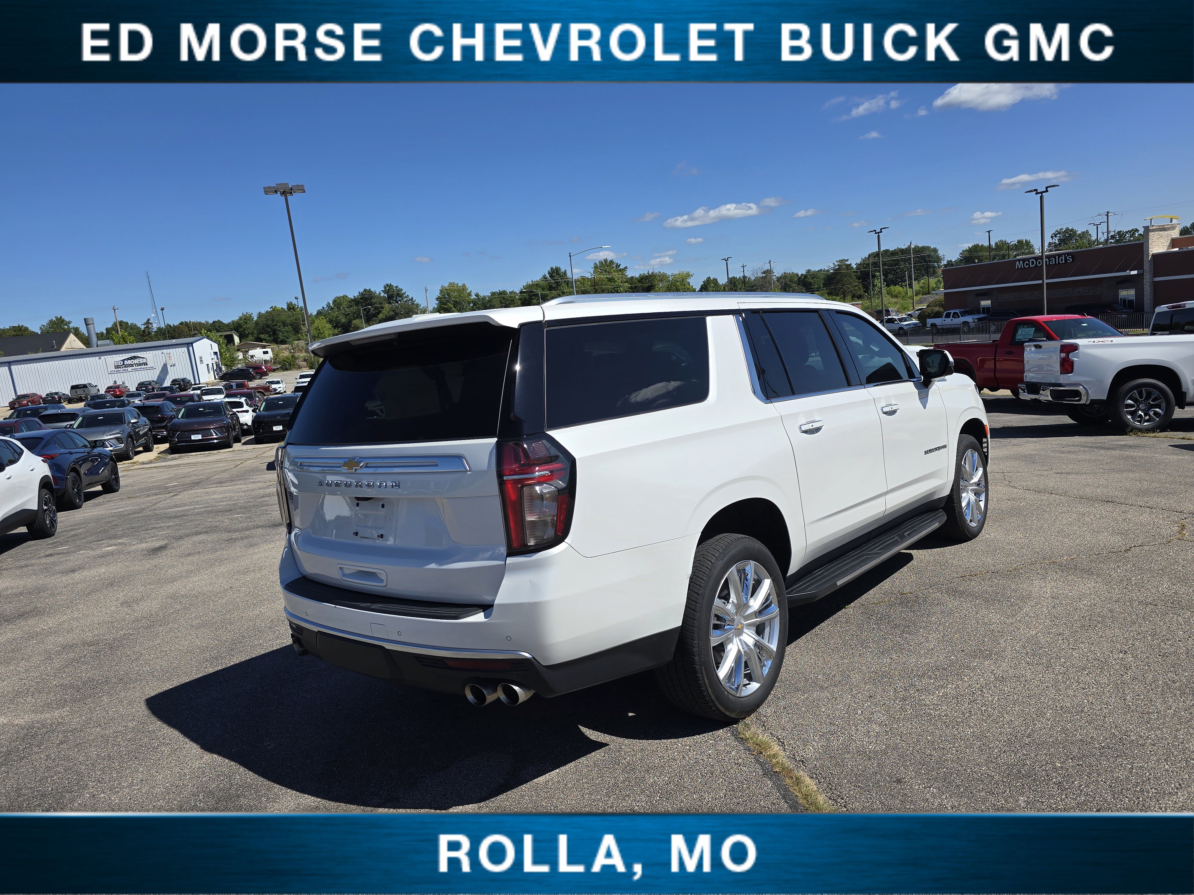 Used 2023 Chevrolet Suburban High Country w/ Max Trailering Package image 3