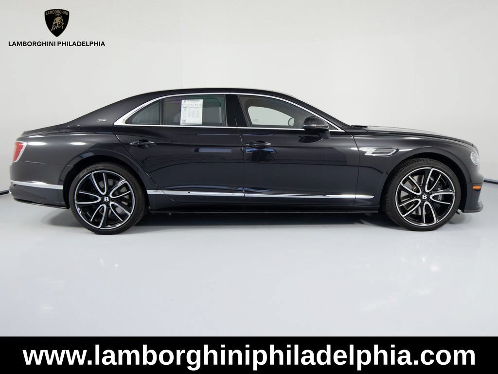 Used 2024 Bentley Flying Spur V8 AWD/4WD image 4