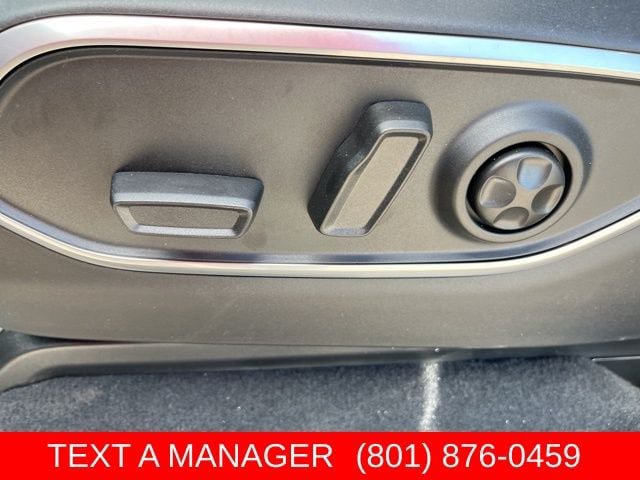 New 2026 Jeep Grand Wagoneer L 4WD w/ Premium Group I image 16