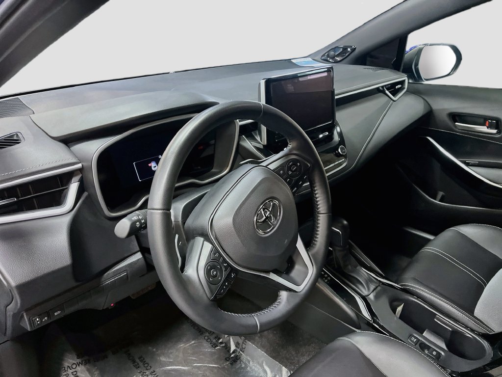 Used 2025 Toyota Corolla XSE FWD image 9