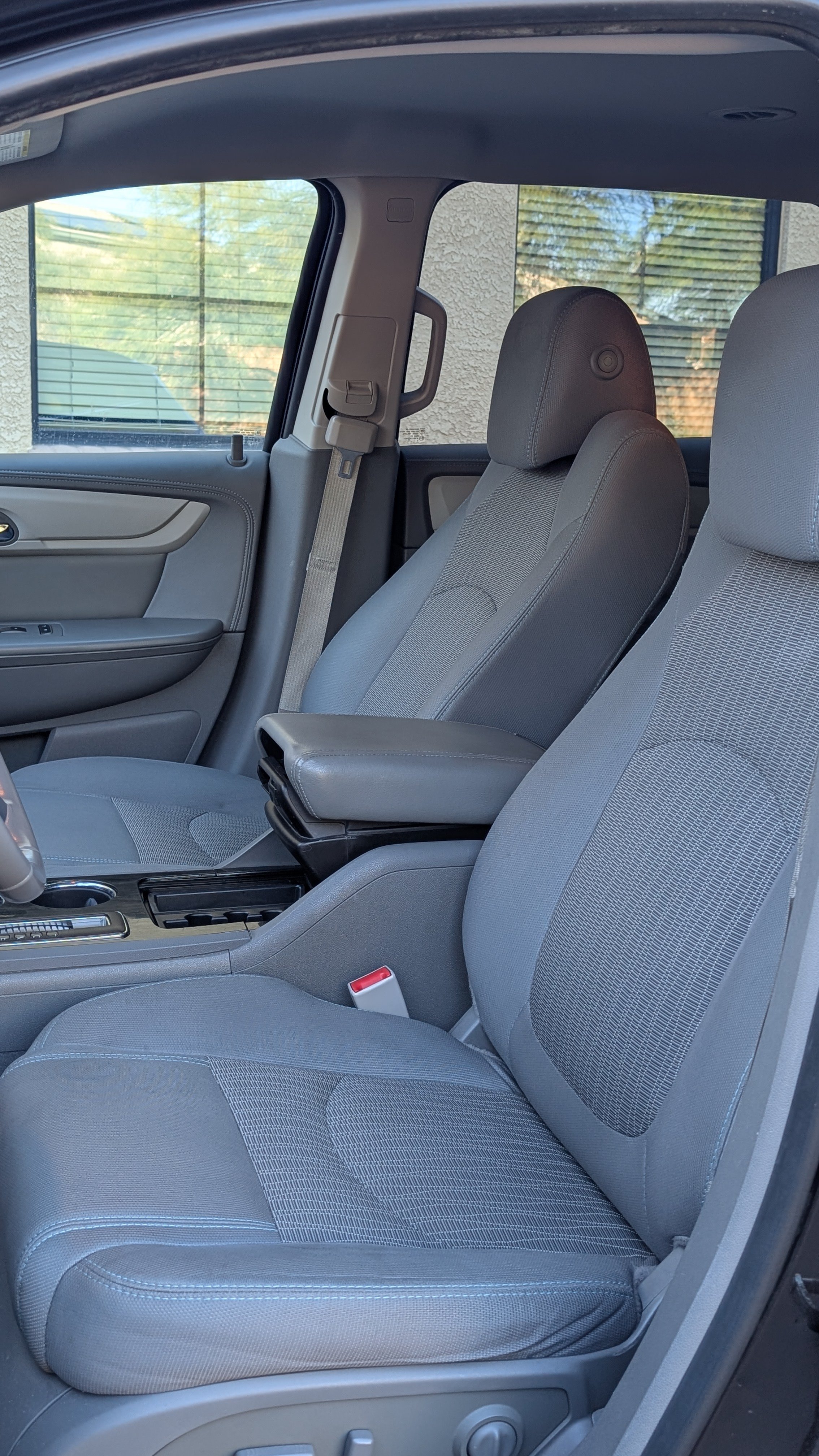 Used 2017 Chevrolet Traverse LT w/ Style and Technology Package AWD/4WD image 16