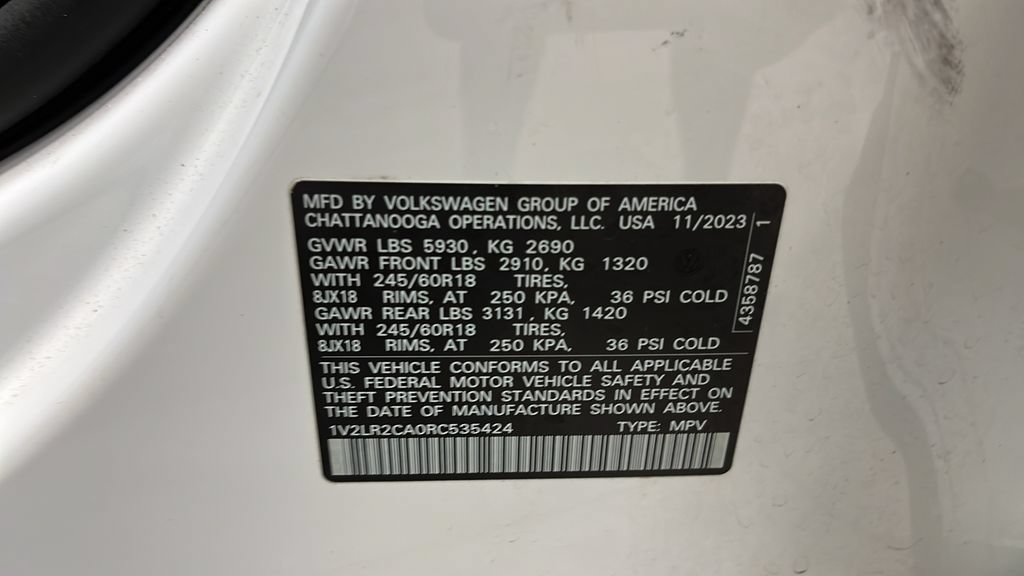 Used 2024 Volkswagen Atlas SE AWD/4WD image 29