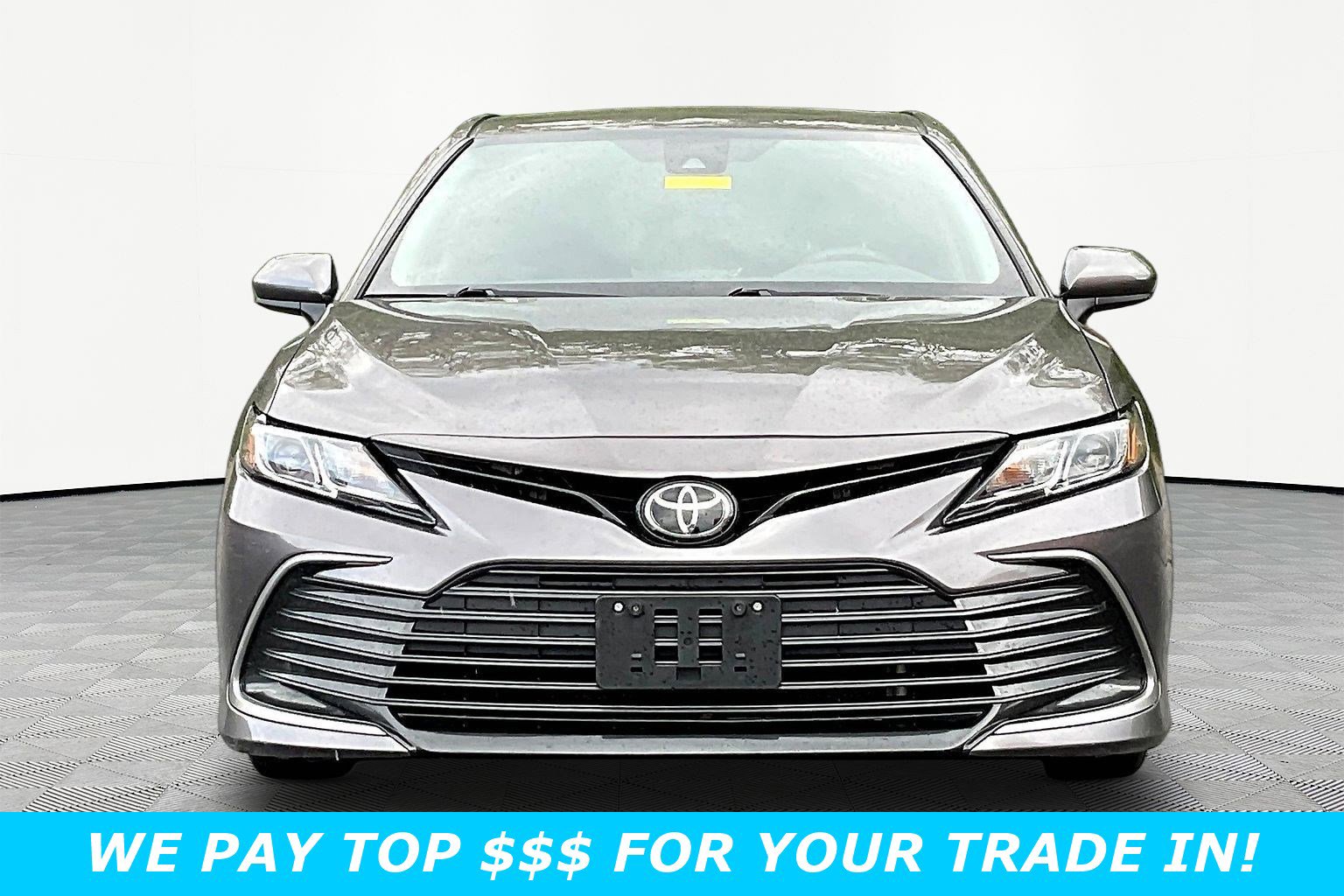 Used 2023 Toyota Camry LE FWD image 2