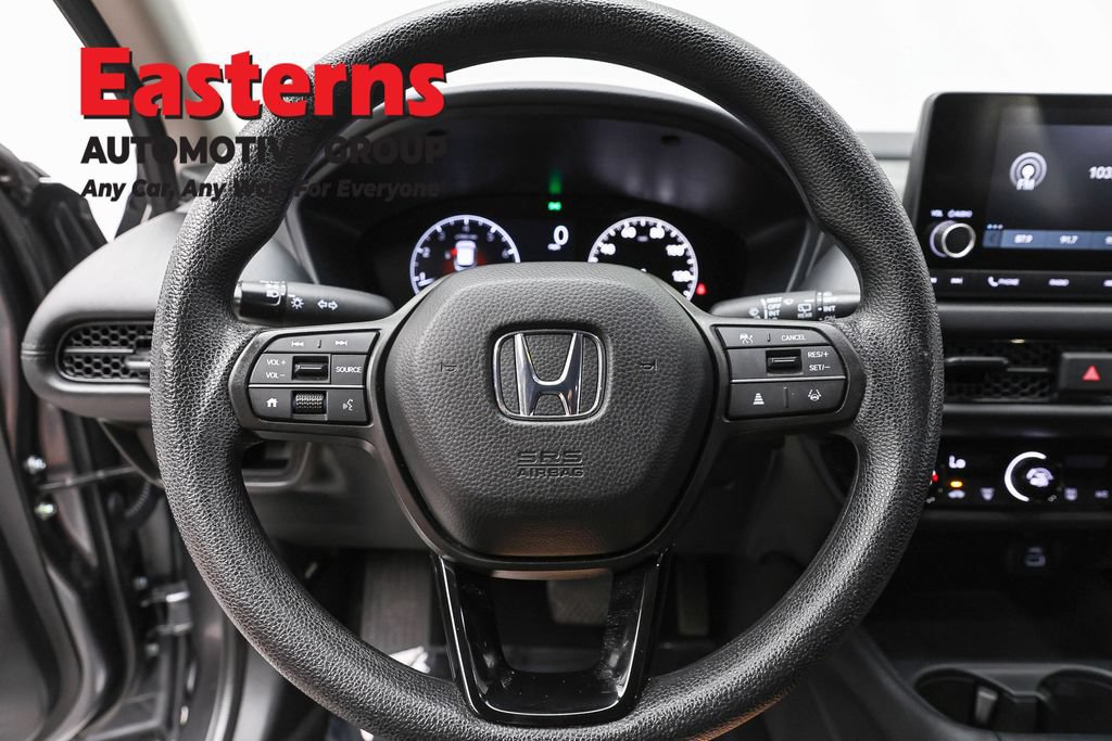 Used 2025 Honda HR-V LX image 10