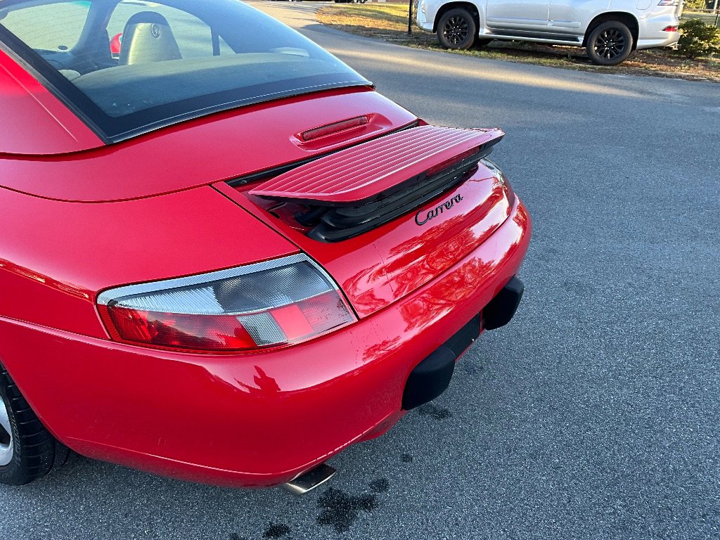 Used 2000 Porsche 911 Cabriolet image 10