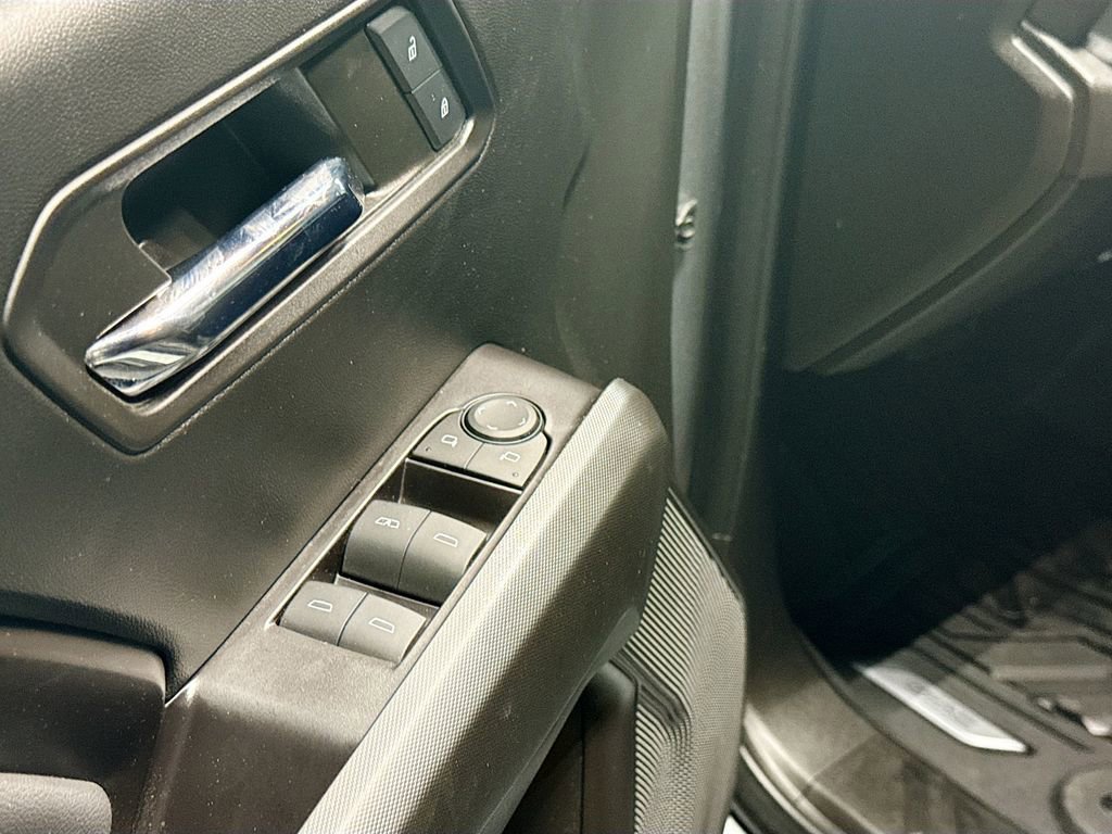 Used 2024 GMC Canyon Elevation w/ Elevation Premium Package image 17