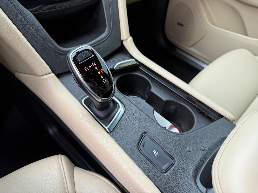 Used 2018 Cadillac XT5 FWD image 29