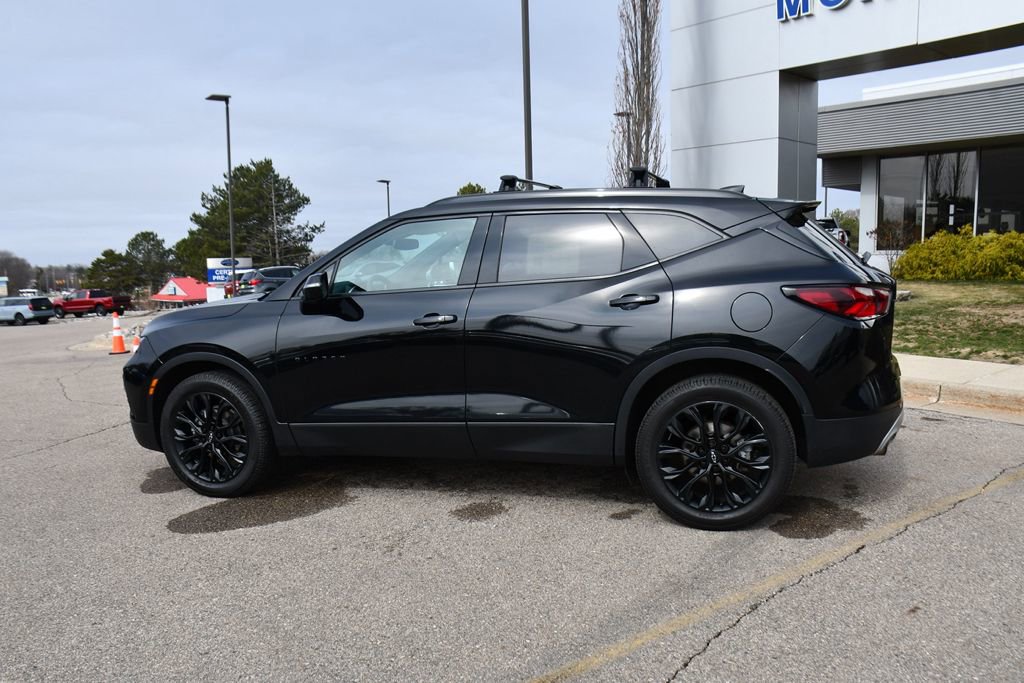 Used 2022 Chevrolet Blazer LT image 3