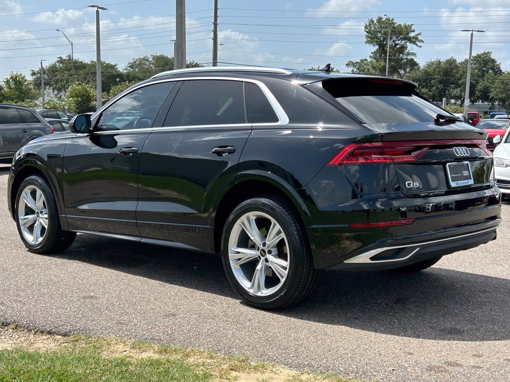 Used 2023 Audi Q8 Premium w/ Convenience Package AWD/4WD image 3