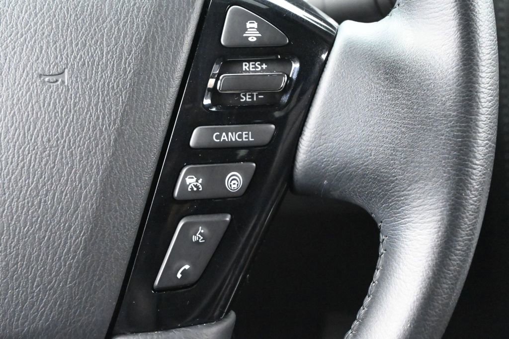 Used 2023 Nissan Armada SL w/ Captain's Chairs Package RWD image 9