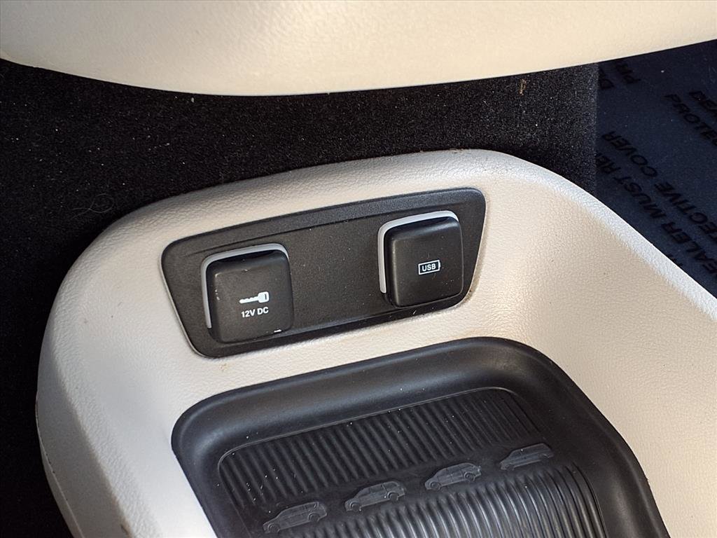 Used 2020 Chrysler Pacifica Touring-L image 30