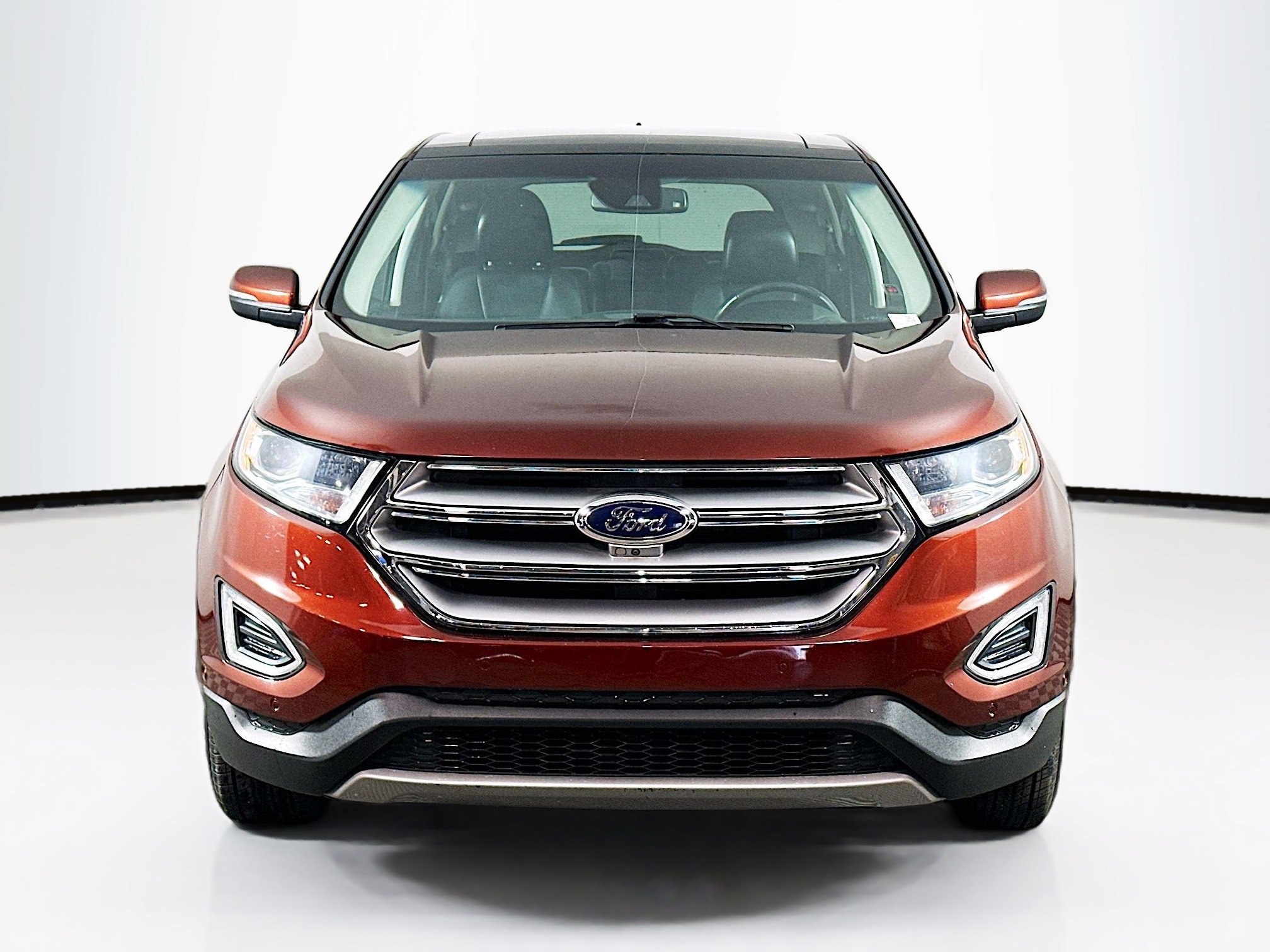 Used 2015 Ford Edge Titanium w/ Equipment Group 302A AWD/4WD image 2