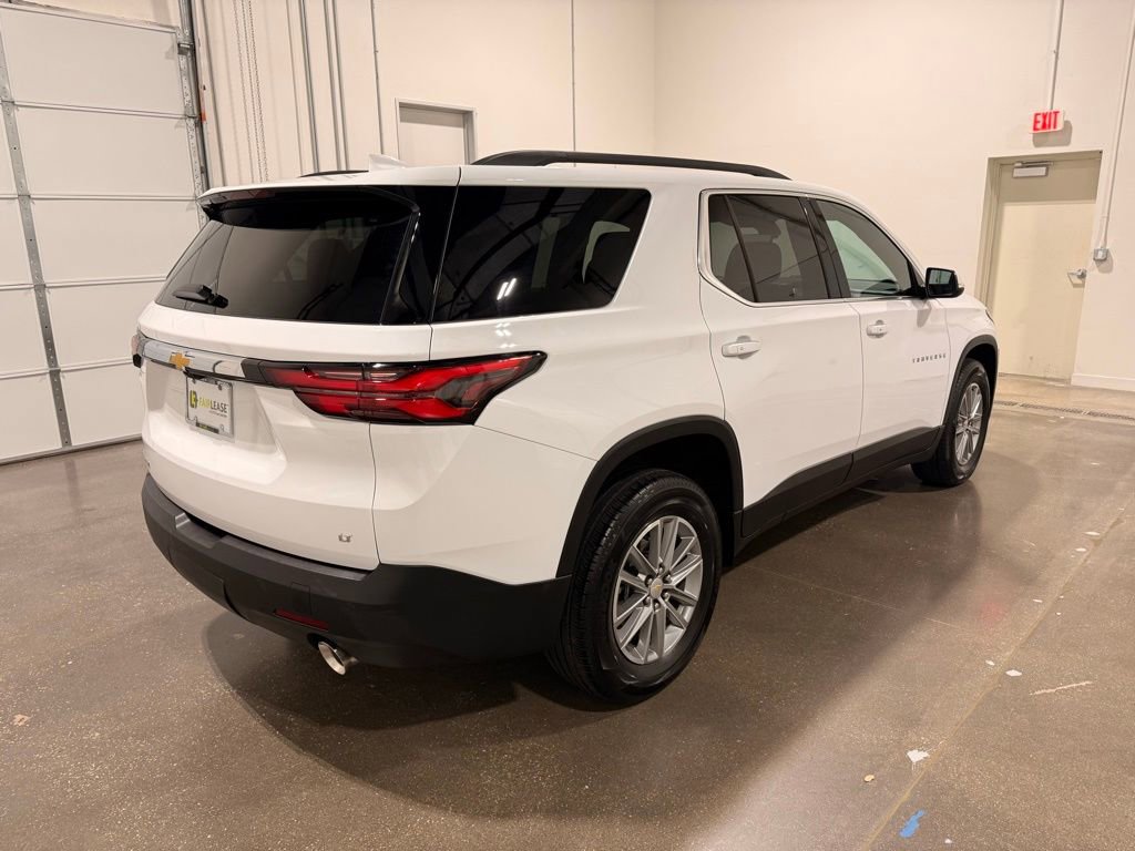 Used 2023 Chevrolet Traverse LT image 5