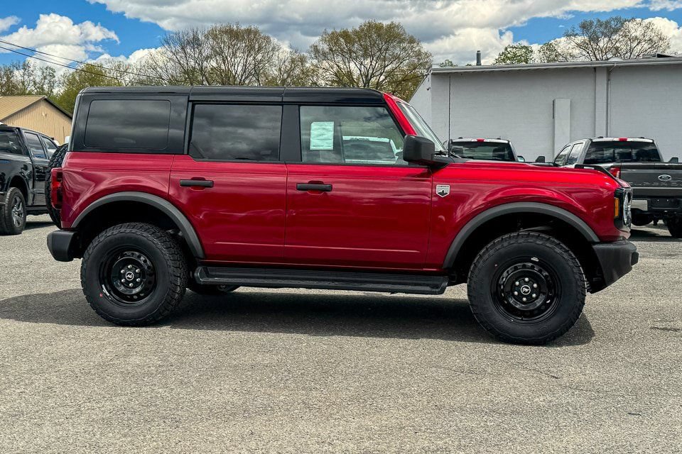 New 2026 Ford Bronco Big Bend AWD/4WD image 2