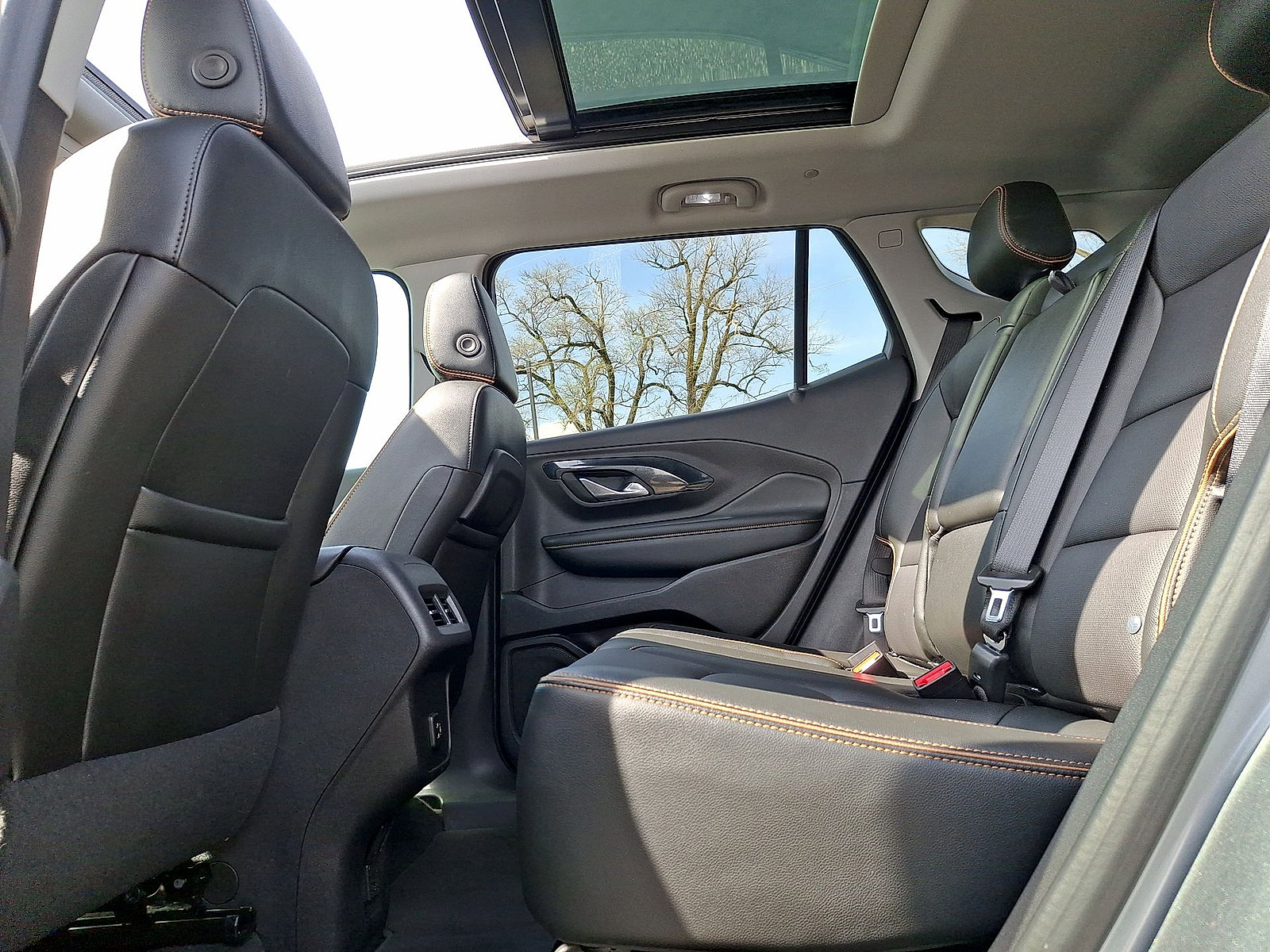 Used 2024 GMC Terrain AT4 w/ Tech Package AWD/4WD image 20
