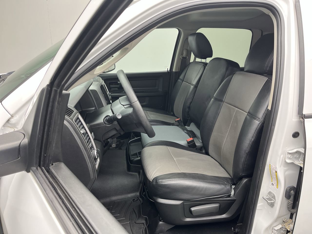 Used 2019 RAM 1500 Express w/ Express Value Package image 8