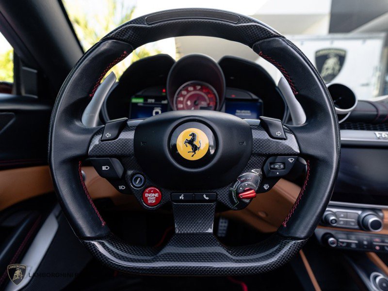 Used 2019 Ferrari Portofino image 26