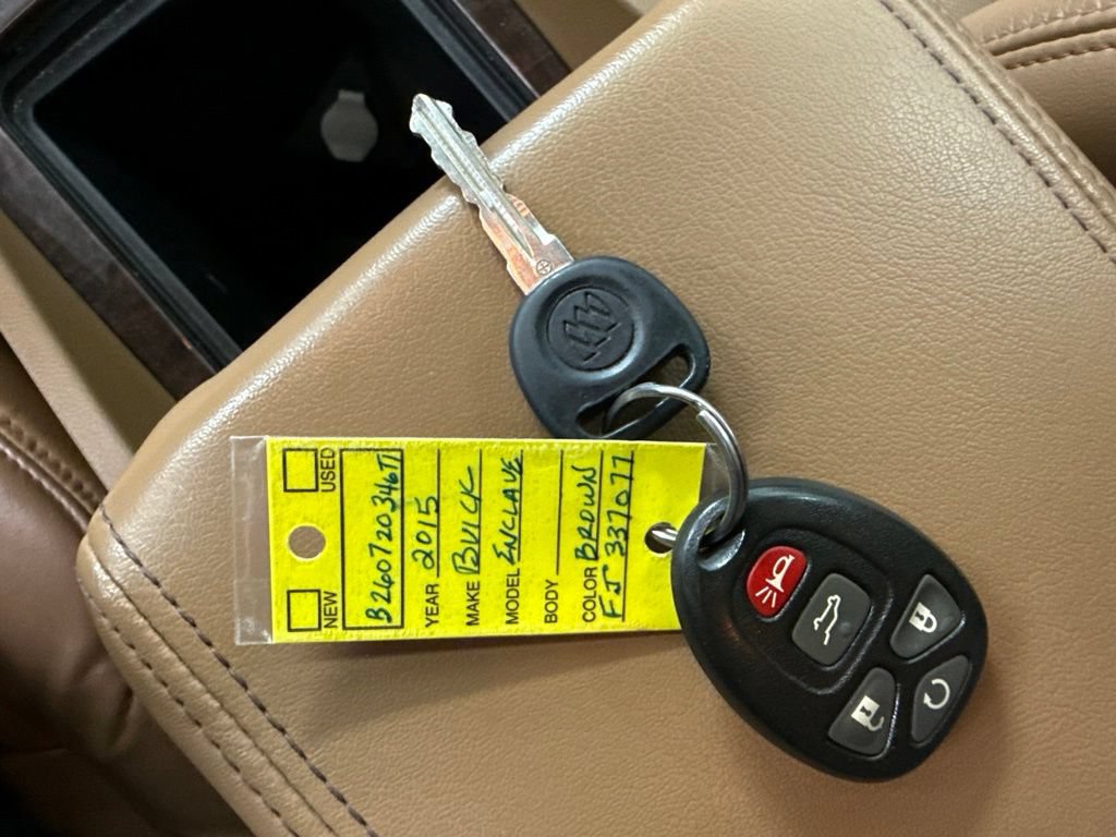 Used 2015 Buick Enclave Leather FWD image 36