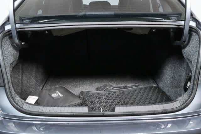 Used 2024 Volkswagen Jetta SE FWD image 28