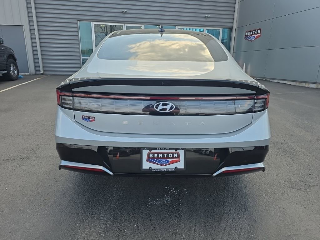Used 2024 Hyundai Sonata SEL w/ Convenience Package image 7